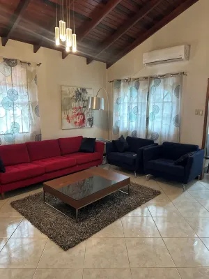Free Loaner car….Barbados Charming 3-Bedroom with AC, WiFi in ST James. - Homestays