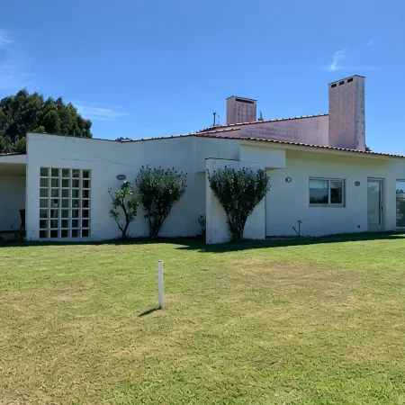 Villa with privacity and near beaches. Private swimming pool and great garden