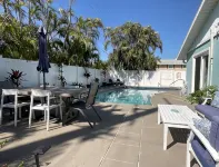 Anna Maria 2 Family Home w/ pool, beach/3 blocks. - مسبح خاص