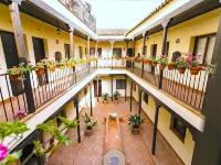 Hoteles del Sur Hotels near Teatro Central