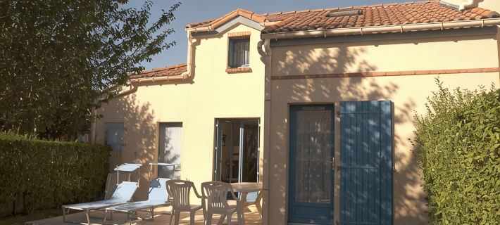 House with garden by the sea in Pornic. Nearby beach. Hotels in Pornic