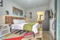 Hotel- Middle of Downtown Bristol, TN. Best location with Reserved Parking