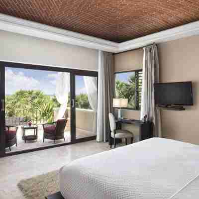 Beachfront Luxury Villa w/ Private Bartender, Chef and Full Staff Rooms