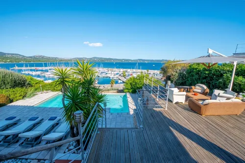 100 m from the Harbor: Villa for 12 People, Breathtaking Ocean Views, Infinity Pool - 別墅