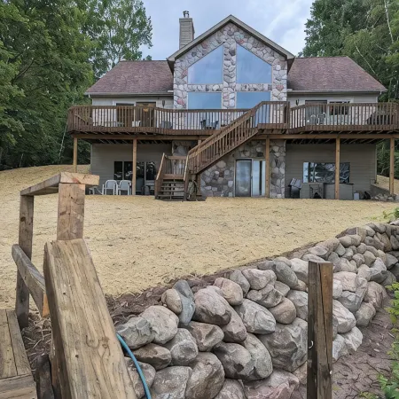 Make new memories! Vacation in the forest on Loon Lake: spacious; scenic; fun.