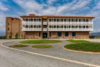 Chateau Artwine Hotels in 