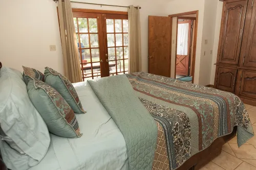 Heart of Town Near Heb with a Spacious, Beautiful Backyard to Enjoy.