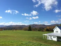 Modern Farmhouse on 25 Acres / Superb Views.