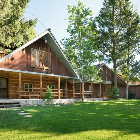 Gardiner Getaway: your cozy cabin near Yellowstone National Park! [Unit 1]