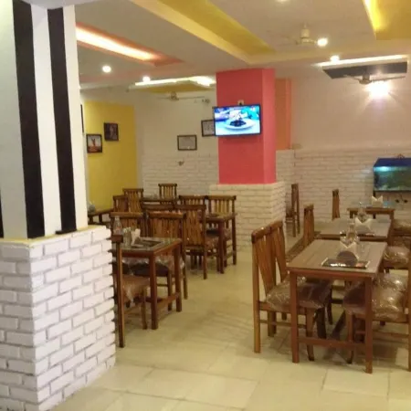 Hotel Embassy