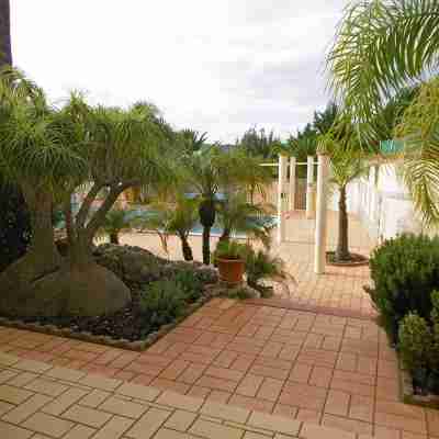 Bungalow with apartment in a quiet location and large pool Hotel Exterior