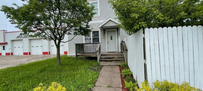 Lake Superior Within Walking Distance! 3Bd 2Bath with Loft! Hotels in Douglas County