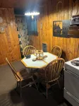 Cozy cabin with backyard stream close to Au Sable River and the best ATV trails - Feriehus