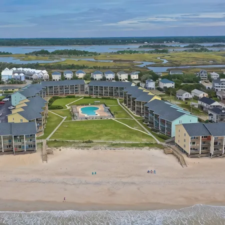 Surf Condo 518 - HeavenLee by the Sea - First Floor End Unit