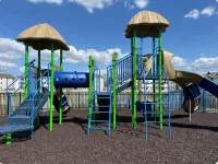 2-bedroom, 2-bath unit offers a family-friendly retreat just mins from LEGOLAND.