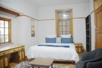 Brookyard Guest House - พร้อมอาหารเช้า