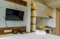Cozy and Minimalist Studio at Sky House BSD Apartment