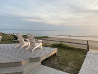 Oceanfront w/Private Stairs to Beach and Spectacular Sunsets! Hoteles en Eastham