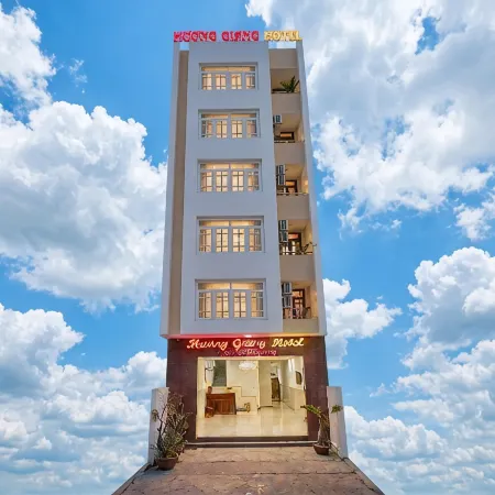Huong Giang Hotel Отели рядом с достопримечательностью «Храм Кита»