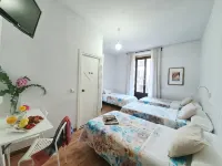 Hostal Alicante - พร้อมระเบียง