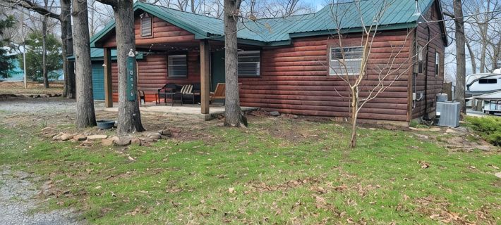 Year Around View Lake Tenkiller Hotels in Cherokee County