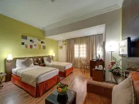 Ascot Hotel Отели рядом с достопримечательностью «Рынок Мина-базар»