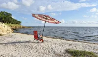 Eastpoint on the  Bay - private Beach, pool, sunsets - 4 stjerner