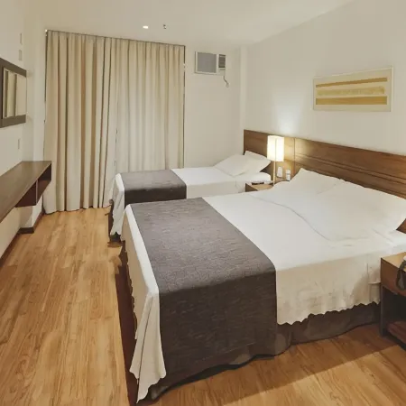 Premier Copacabana Hotel Отели рядом с достопримечательностью «Chinese Pavillion»