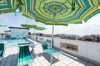 Hotel Christian - Pools