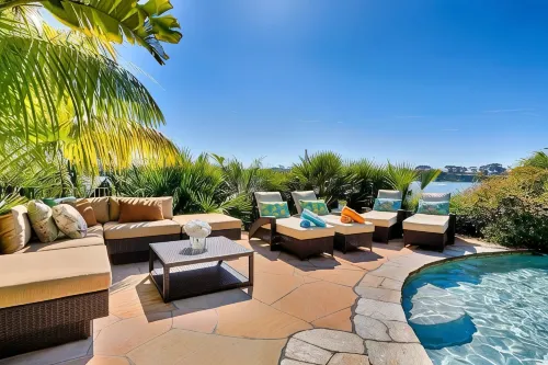 Villa Bahia Your Waterfront Private Beach Retreat in Beautiful Carlsbad - 5-Star