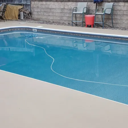 Large 3 Bedroom on Wooded Lot, Pool, Hot Tub Min to Pennstate