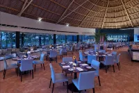 Hard Rock Hotel & Casino Punta Cana All Inclusive - breakfast