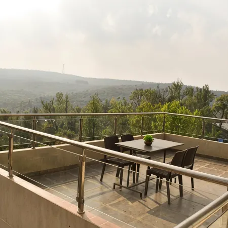 The Olive Green Resort Отели в г. Авакали
