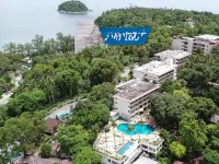 Peach Hill Hotel & Resort Hotel dekat Pantai Kata