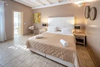 Smy Santorini Suites & Villas - Rooftop Pools