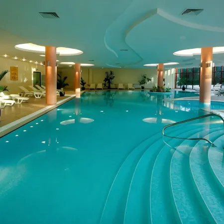 Apollo Spa Resort - All-Inclusive , Indoor & Outdoor Pools & Individual AC in Every Room