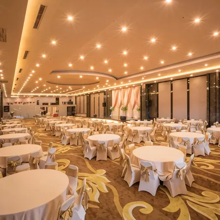 Star Hotel Отели рядом с достопримечательностью «Мечеть Jami At»