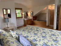 Beautiful house on the Harpswell Peninsula over looking Casco Bay - 4-Star