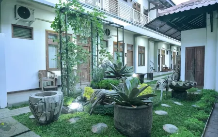 Hotel Family Nur