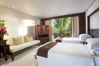 Safari Beach Hotel