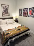 Barricade Bunkhouse: A Cozy Western Retreat in Laramie, Wyoming Hotels in 