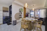 2BR Collins W/ Pool