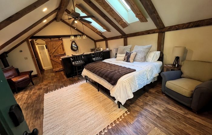 Cozy 1-bedroom cottage on the lake + Dock in charming Crosslake