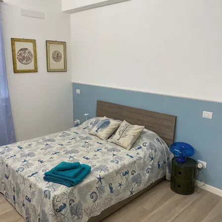 2 bedroom private vacation home in carrara