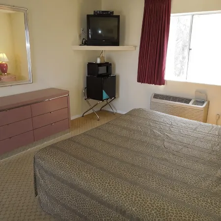 Starlite Motor Inn