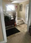 Entire House Downtown PC - off street parking - Wifi