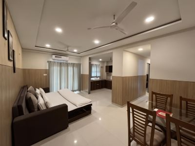 Hotel Shri Radha Nikunj Vrindavan Opposite Prem Mandir