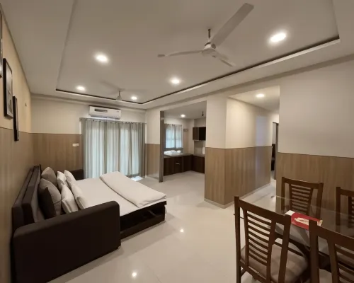 Hotel Shri Radha Nikunj Vrindavan Opposite Prem Mandir ブリンダーバンのホテル