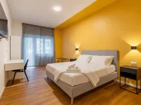Relais Garbatella Hotels near Garbatella