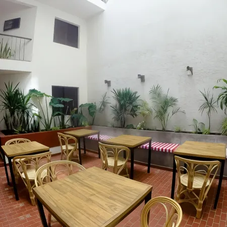 Emilia Hotel